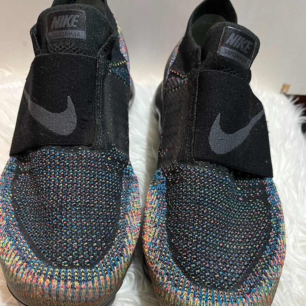 NIKE AIR VAPORMAX